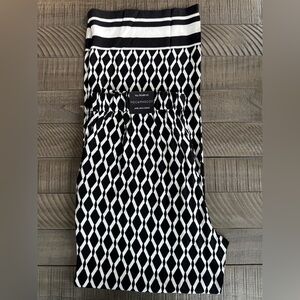 Meg & Margot Pull On Wide Leg Patterned Pants Women’s Size S/P (NWT)